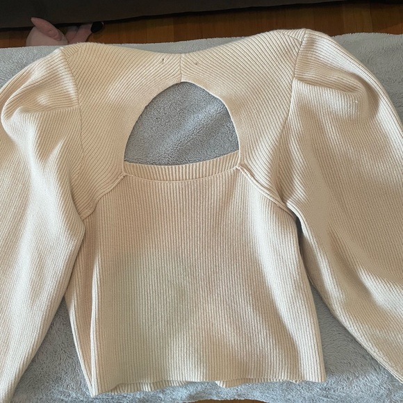 Fate Scoop Neck Sweater - Picture 8 of 9